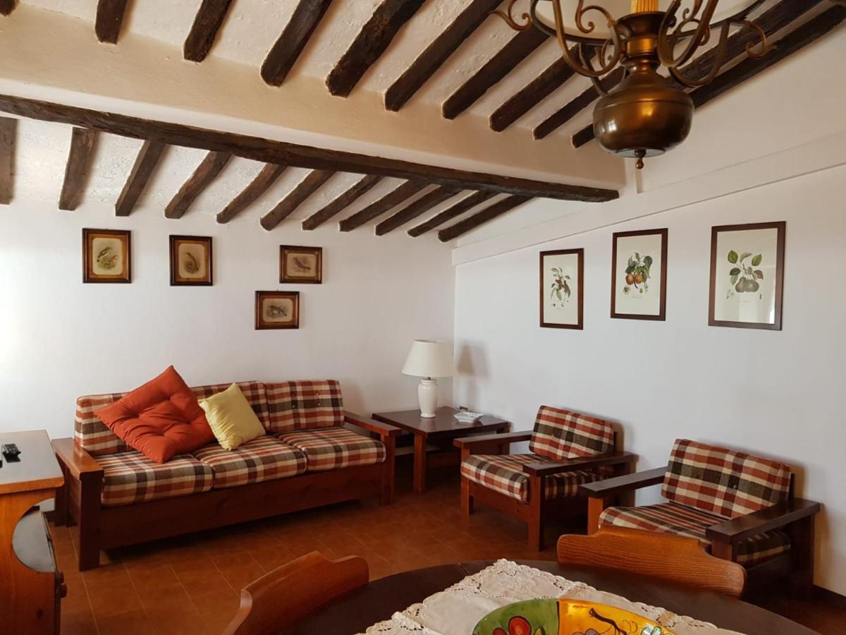 شقة In Castello كاستاجنيتو كاردوتشي المظهر الخارجي الصورة